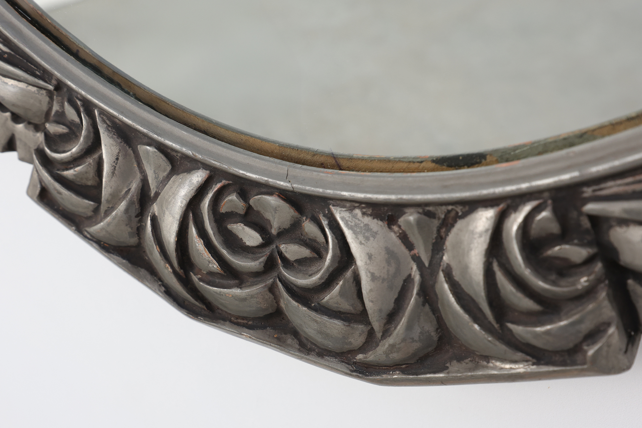 French Art Deco Oval Mirror with Carved Roses and Silver-Painted Frame, 1920sthumbnail
